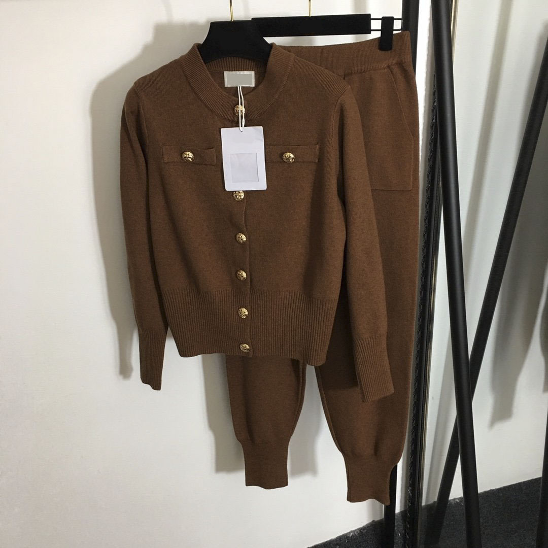 

hot Women's fashion slim single-breasted long-sleeved round neck knitted cardigan sweater + elastic waist bloomers knitted sports suit, Brown