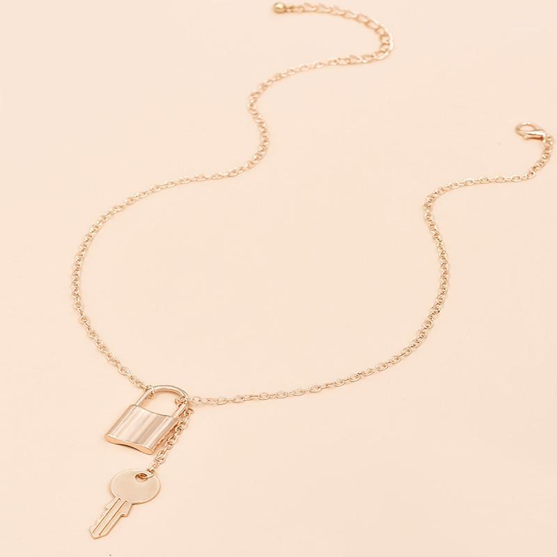 

ALYXUY Fashion Alloy Gold Color Lock Key Combination Pendant Necklaces Punk Hiphop Link Chain Vintage Jewelry Women Girls Gift1