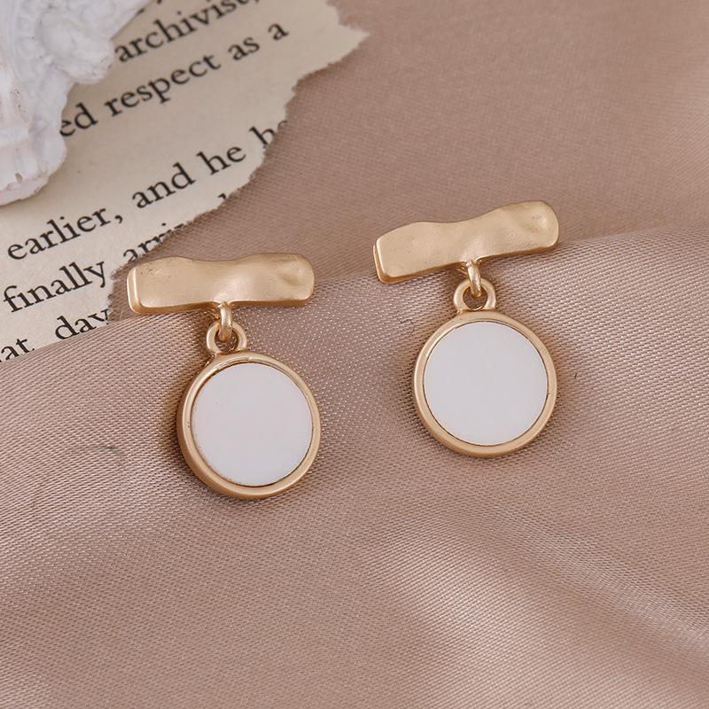 

Korean fashion temperament geometric irregular matte metal earrings, shell fashion women's earrings 2020 new jewelry