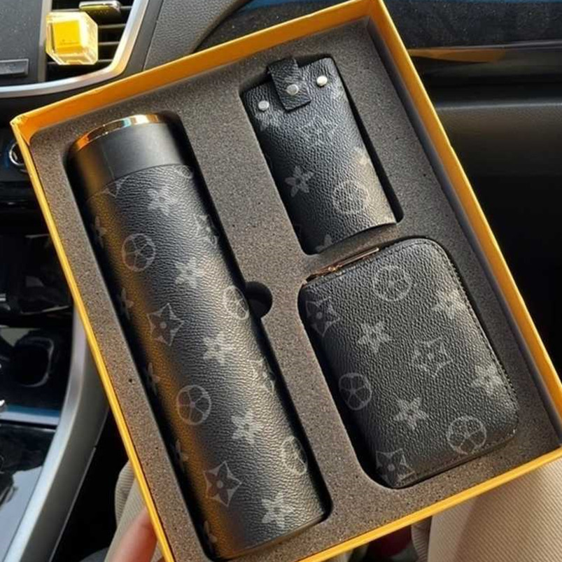 

With Box 500ML 17OZ Stainless Steel Water Bottle Vacuum Insulated Thermos Waterbottle Mug Cups + Key Bag + Card Holder Purses Pouch Wallet 3 Piece Gift Set GW3GSH6
