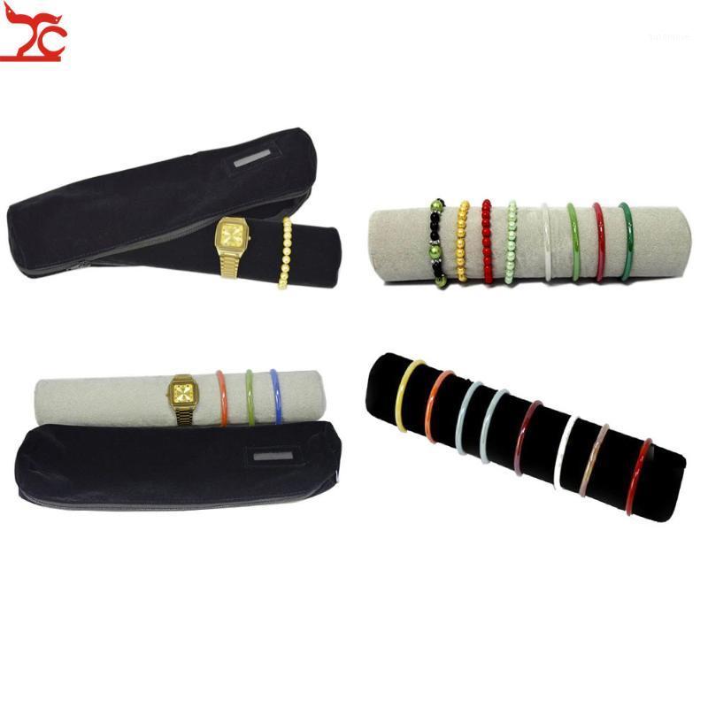 

Factory Sale Soft Watch Bracelet Jewelry Display Storage Case Velvet Bangle Organizer Watch Chain Exhibition Travel Roll Bar Bag1