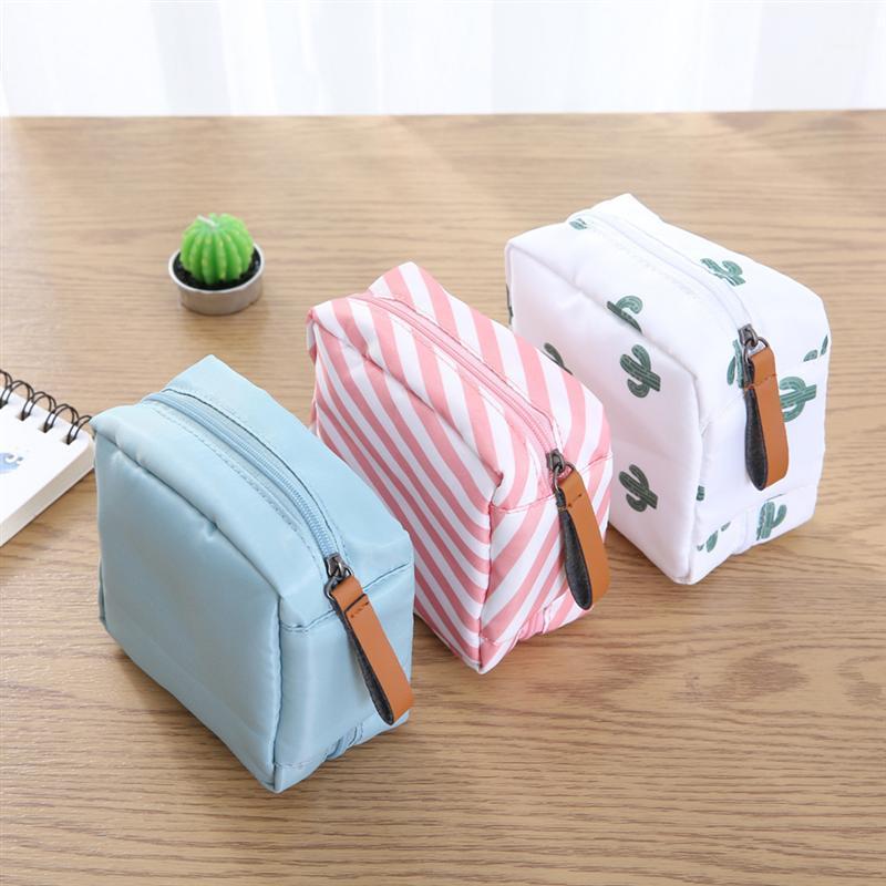 

2pcs Mini Cosmetic Bags Portable Makeup Pouch Travel Cosmetics Toiletries Storage Bag Organizer for Home Travel1