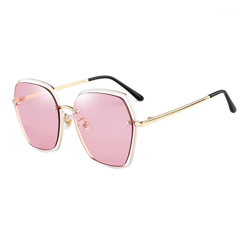 

2020 New Korean Version Metal Hollow Sunglasses Street Shooting Trend Resin Material Lenses 6305 UV400 Protection Eyewear1