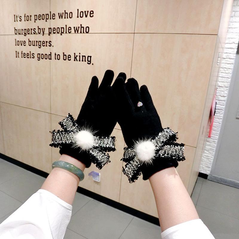 

Fashion Winter Wool Cashmere Gloves Women Mitten Bow knot Mink Hair Ball Warm Touch Screen Glove Warm Ladies Gloves AGL291