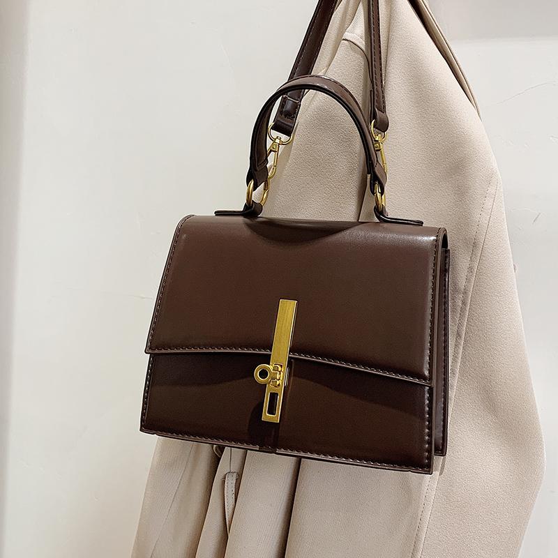 

Niche Design Square Bag Dual-use Bag 2021 New Fashion Explosion Messenger High Sense Square Width: 21cm, Black