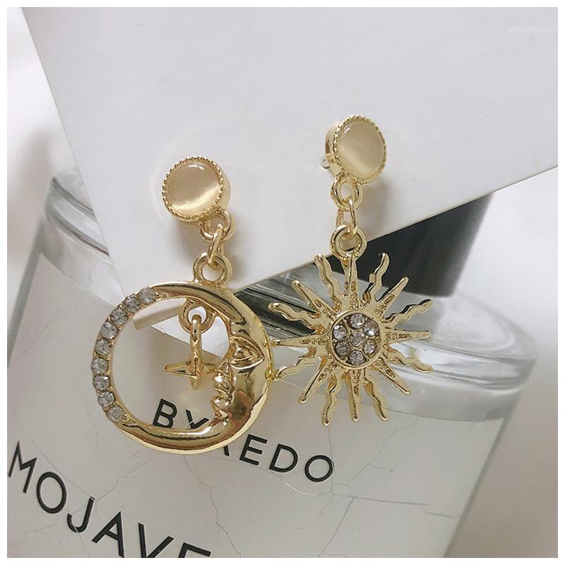 

Korean Version Of The 2020 Fashion New Earrings Sun God Moon God Asymmetric Exaggeration Earrings Ladies1