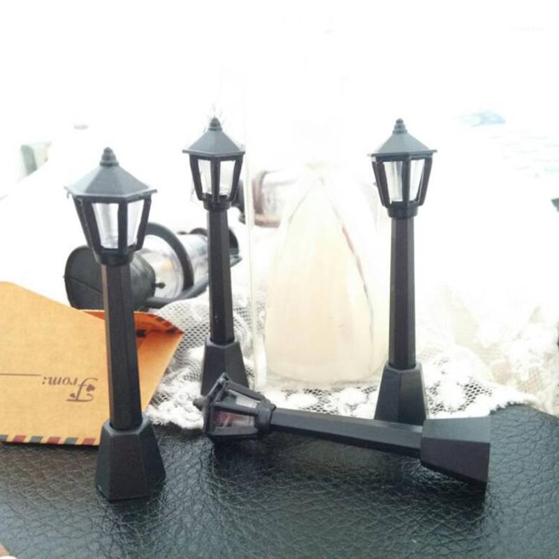 

12pcs Plastic Street Light Crafts Halloween decoration Xmas Ornament DIY Art Party Home New Year Decoration1