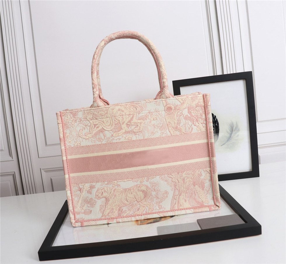 

Handbag classic explosion Wo fashion bag luxury straddle designer classic style women's high quality shoulder women's makeup bag high