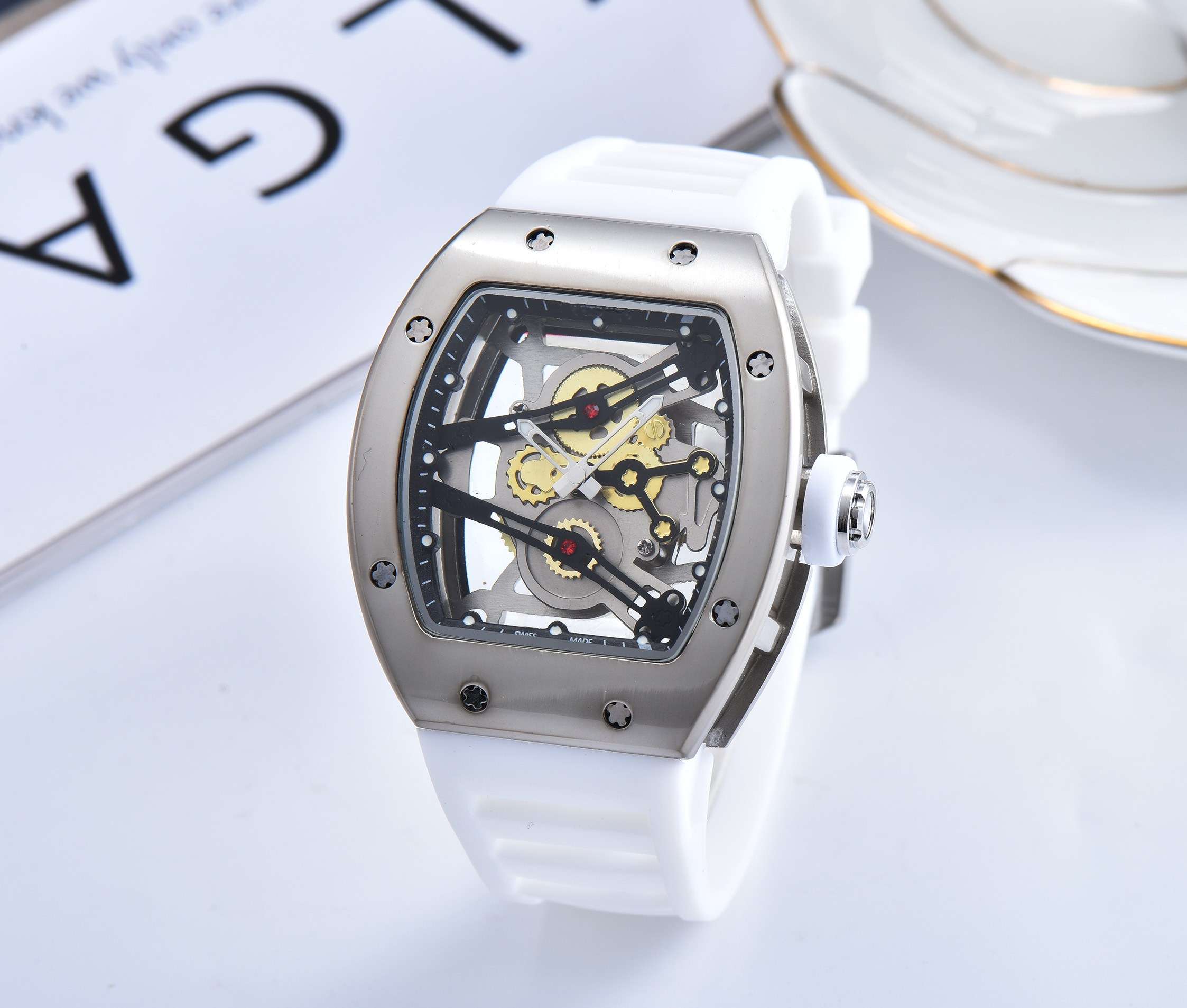 

NEW High Quality Mens Watch Silicone Ghost Head Skeleton Watches Skull Sports Quartz Hollow Wristwatches, Slivery;brown
