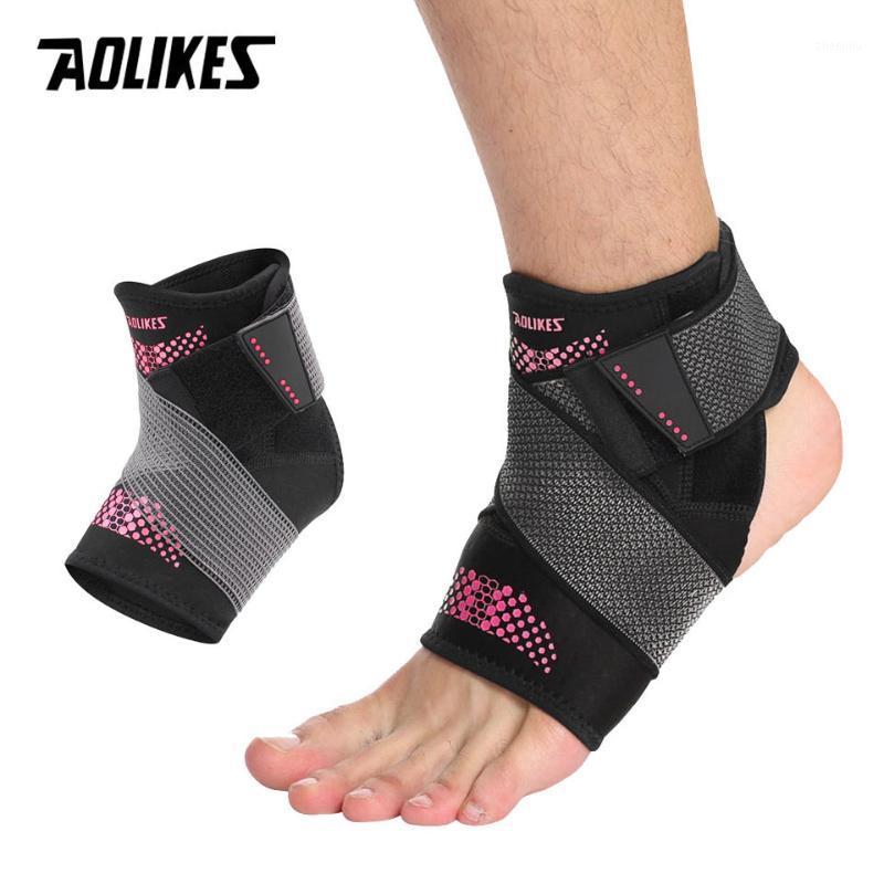 

AOLIKES Adjustable Ankle Support Pad Protection Elastic Bandage Ankle Brace Guard Sprains Wrap Heel Pad for Basketball1, Blue left