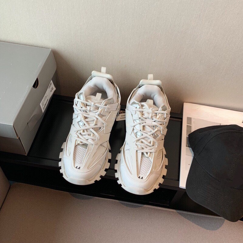 

Ladies Mesh Nylon Printed Shoes 3M Triple S Platform Casual Luxury Designer Men's Track 3.0 Hiking Sneakers Leather Trainers fvrbdfbd, Black