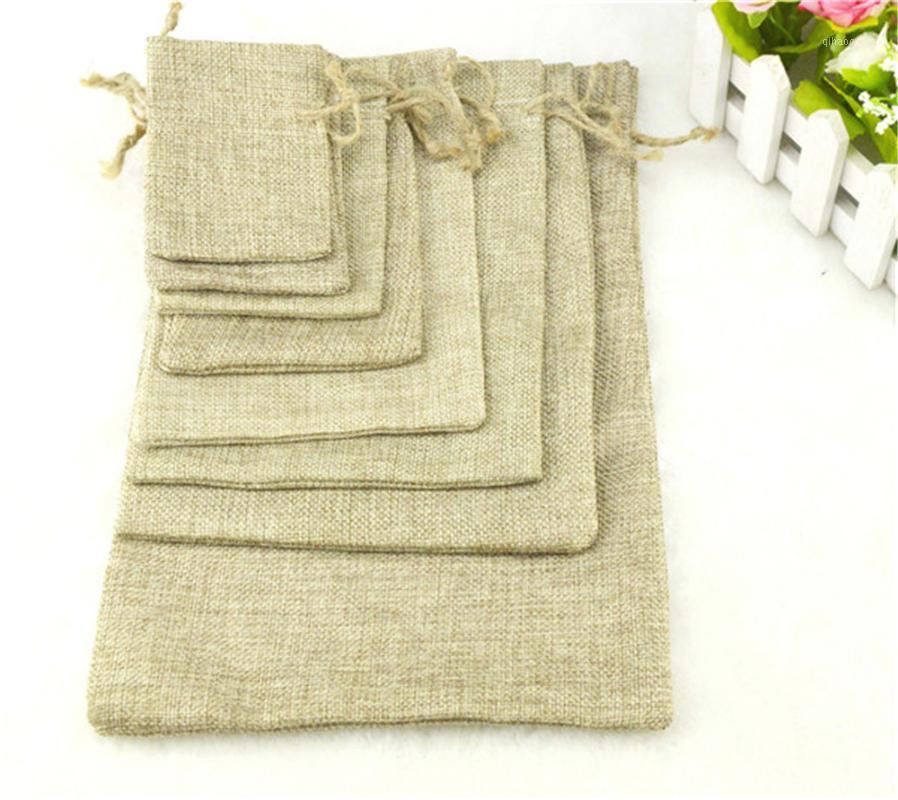 

50Pcs/lot Vintage Natural Burlap Hessia Gift Candy Bags Favor Gift Pouch Jute Bags Jewelry Package Wedding Party Decoration1