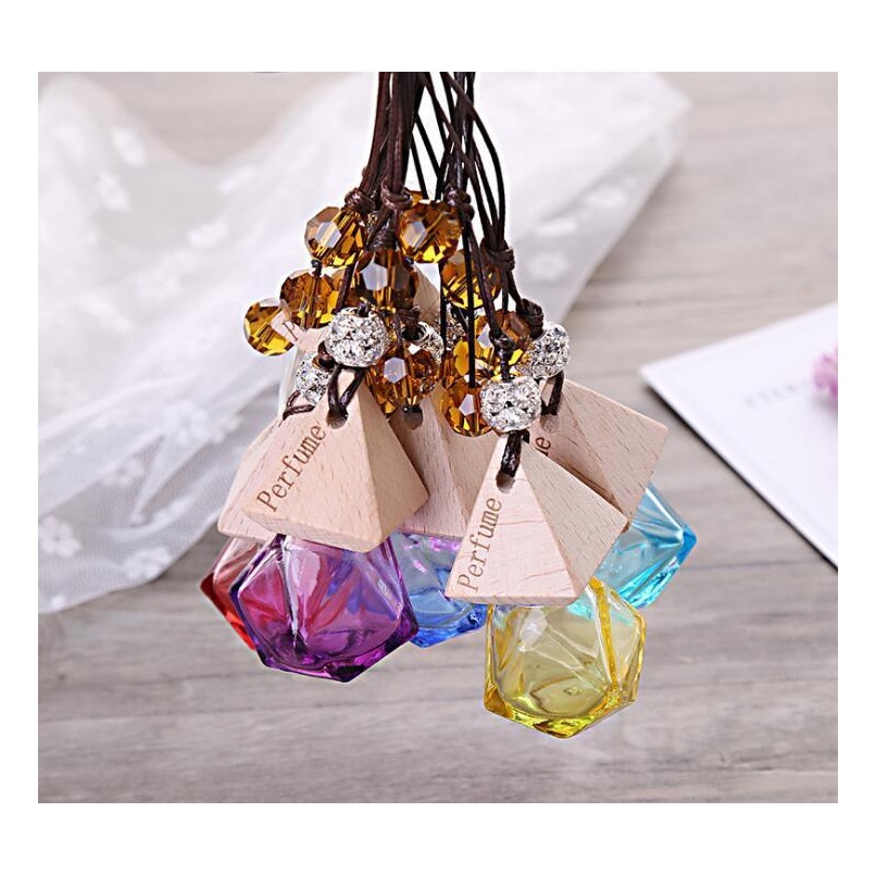 

car perfume bottle with wood cap hanging rearview ornament air freshener for essential oils diffuser refillable empty glass bottle