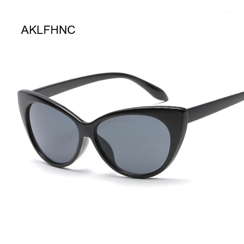

Sunglasses Cute Sexy Retro Cat Eye Women Black White Triangle Vintage Sun Glasses For Female UV4001