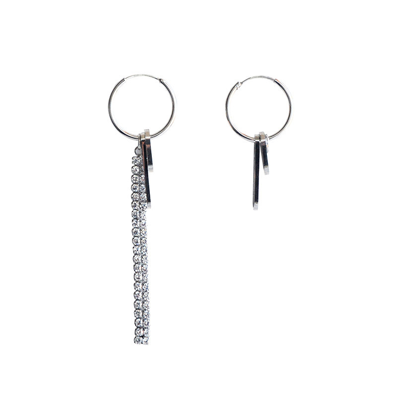 

Tide Justine Asymmetric High-end Liquid Earrings and Fine Fashion Sense Earring Jpvj