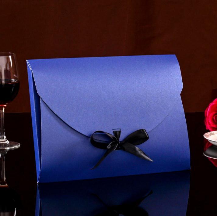 

Envelope Shape Silk Scarf Packaging Box Large Kraft Paper Box White Black Blue Color Gift Boxes SN2422