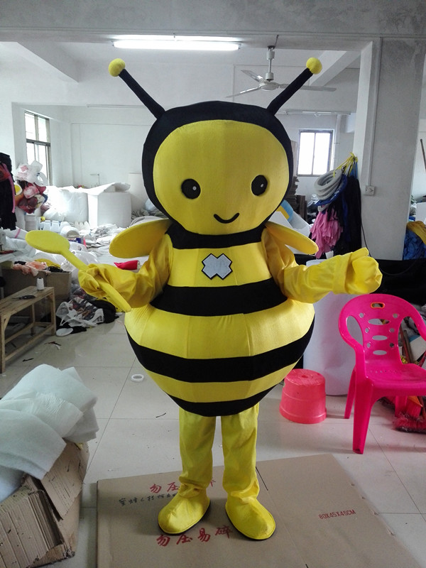 

Douyin with the same net red little yellow duck mascot doll costume adult walking little bee cartoon, Black