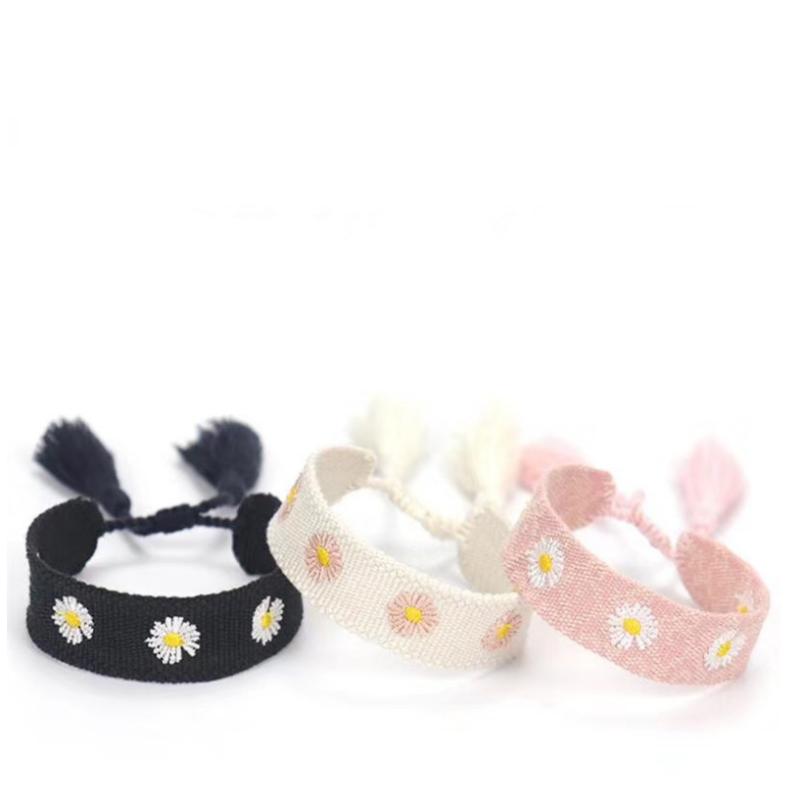 

Custom Embroidered Woven Friendship Creative Bracelets Hand Rope For Women Tassel Ethnic Handmade Ribbon Rope simple Jewelry