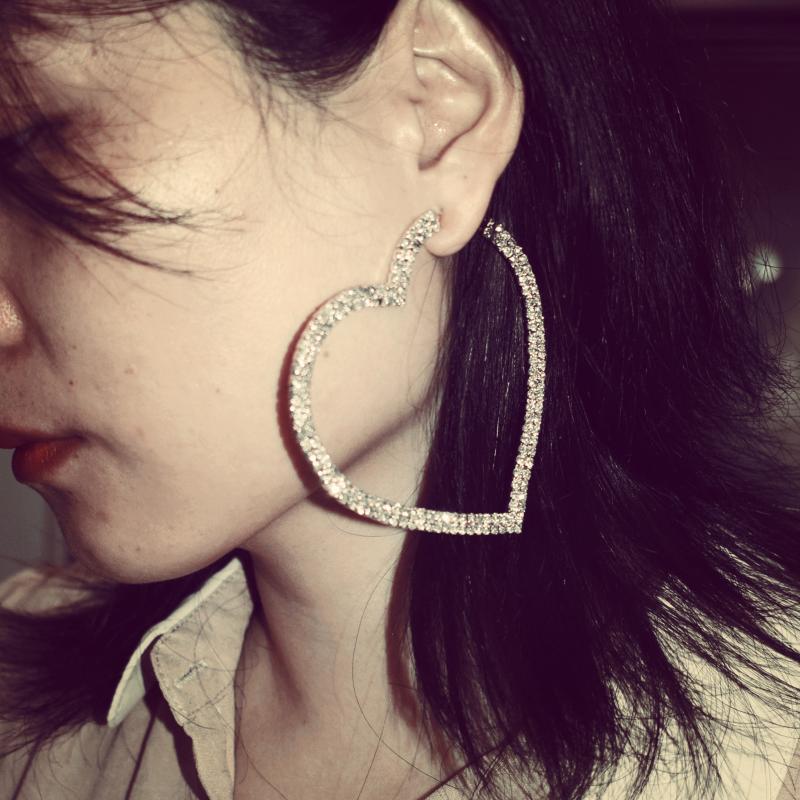 

Trendy Bling Bling Rhinestone Gems Big Heart Hoop Earrings For Women Jewelry Fashion Statement Earrings Accessories Hot Sale