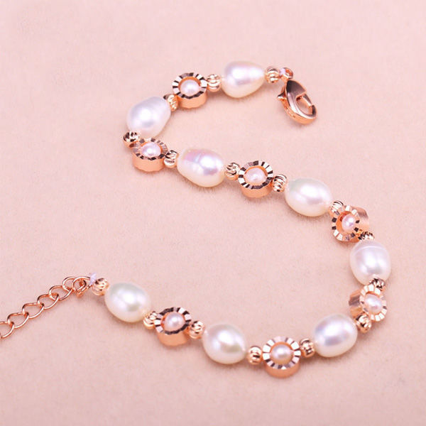 

Women's Fashion Fresh Waterl Pearls Bracelet Beads Charm Bracelet for Girls