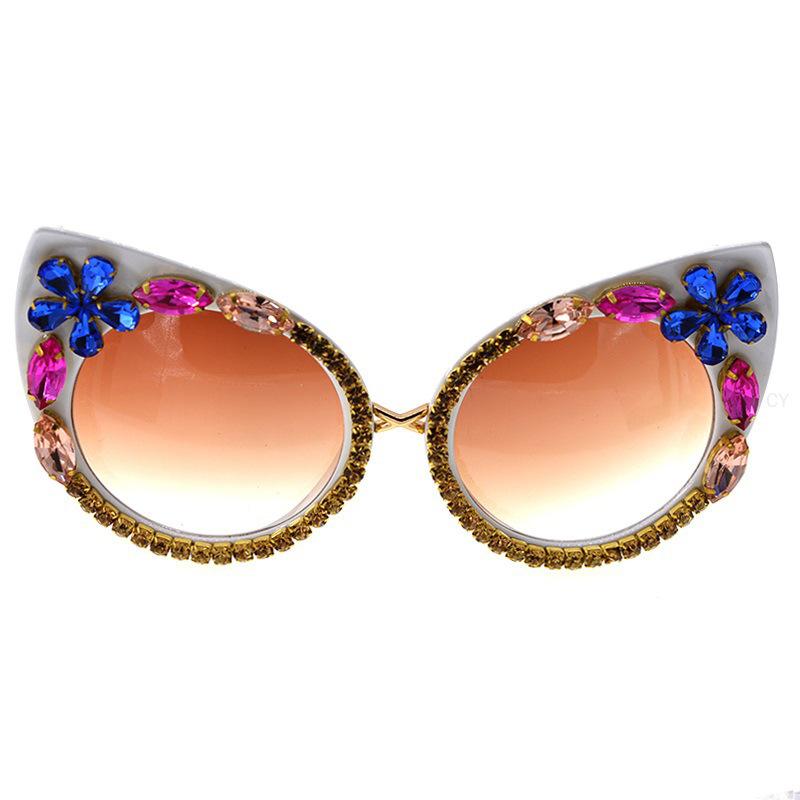 

Sunglasses 2021 Diamond Cat Women Rhinestone Retro Gradient Sun Glasses Vintage Oversized Eyeglasses FML