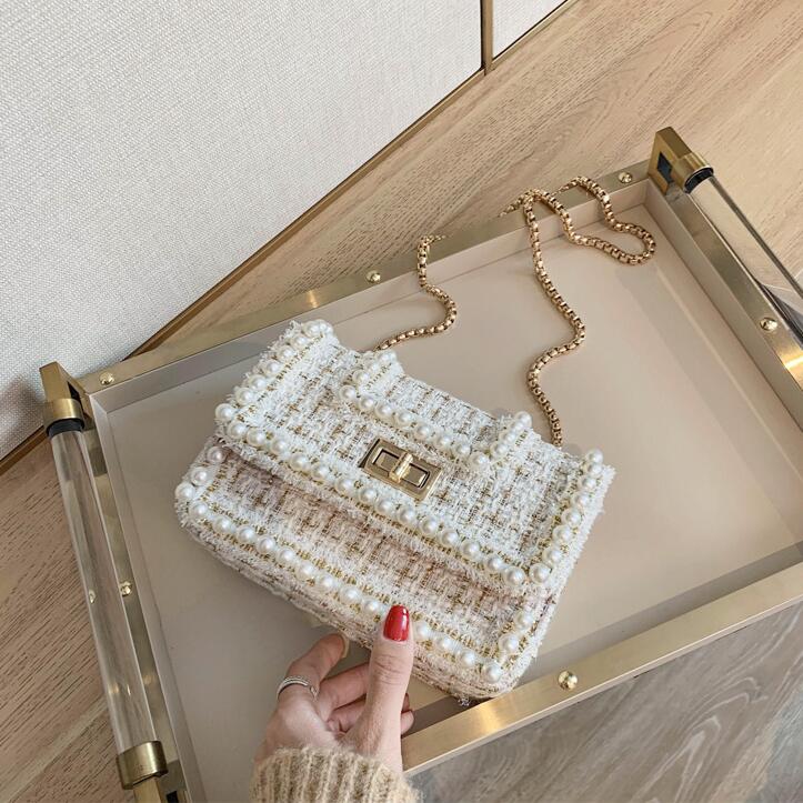 

Factory wholesale women handbag winter colorful woolen chain bags sweet and lovely Pearl edging womens clutch bag leather fashion handbags