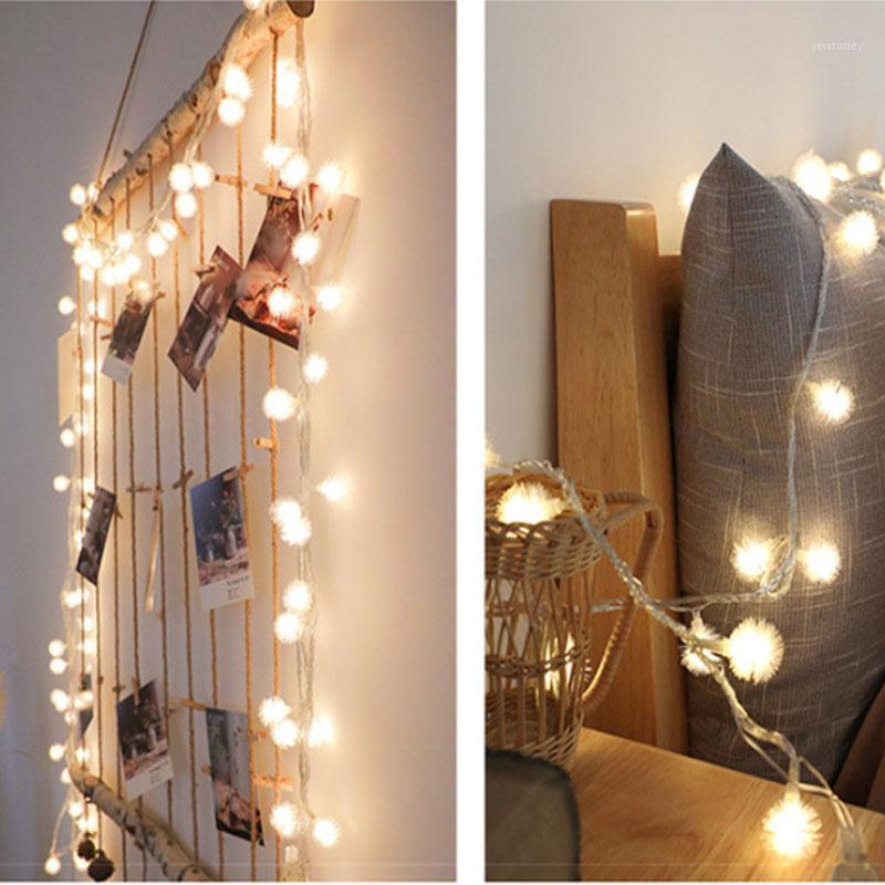 

Led Xmas Round Ball Fairy Curtain String Light Hanging Backdrop Wall Lights Wedding Party Room Yard Decoration Battery Powered1