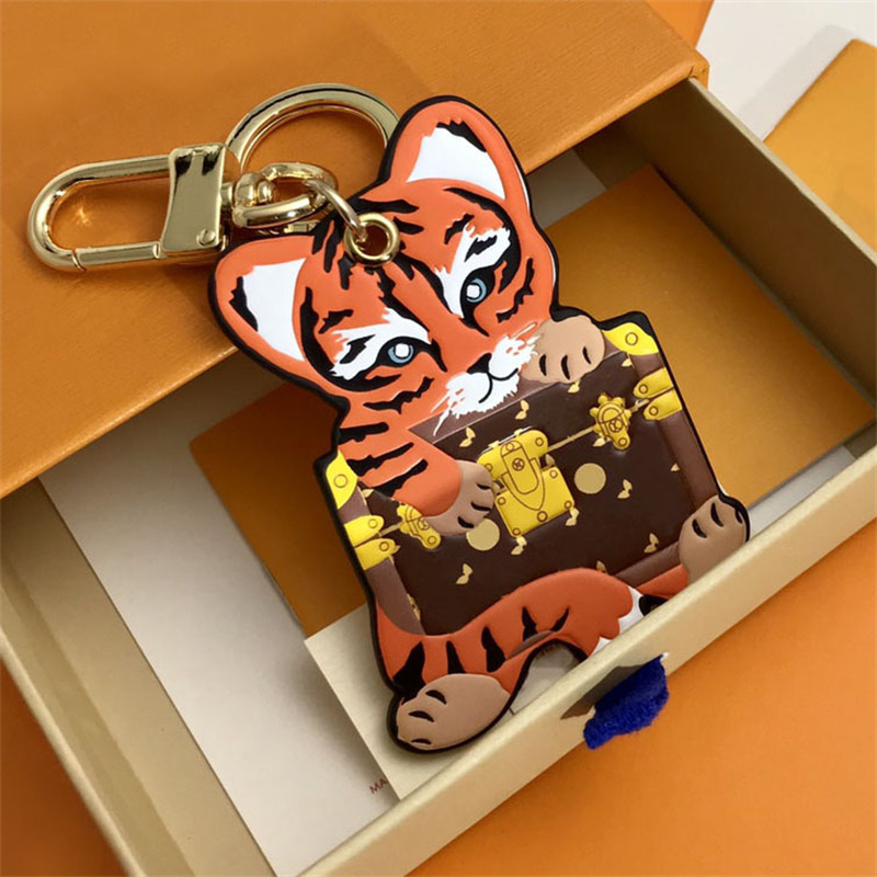 

Fashion Brand Classic Tiger Keychains Designer Animals Key Buckle Purse Pendant Bags Tigers Luxury Mens Womens Car Pendant New Year Gift, Silver