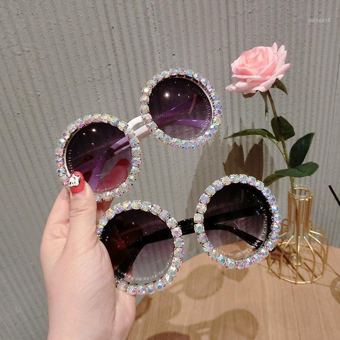 

Sunglasses Summer Style Vintage Round Design AB Rhineston Big Womens For Beach Party UV400 Oculos Feminino1