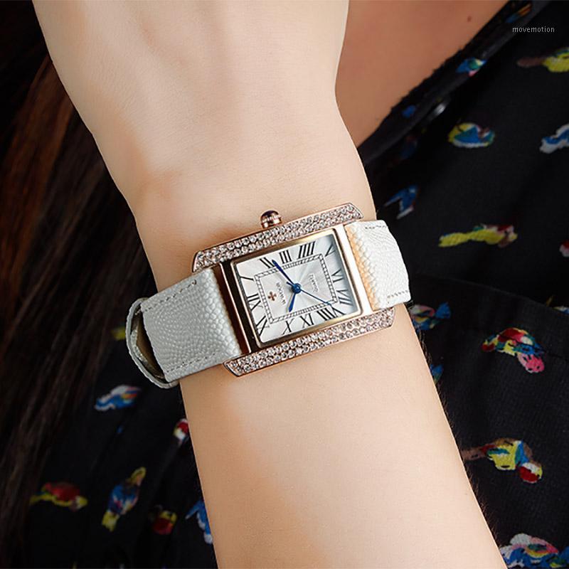 

Luxury Women Watch Top Brand WWOOR Ladies Simple Casual Rhinestone Fashion Leather Women's Watches Female Clock Relogio Feminino1, Gold red