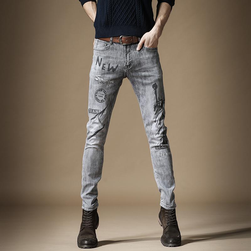 

Fashion Printed Jeans Men Regular Fit Straight Pants Streetwear Statue of Liberty Denim Trousers, Gray