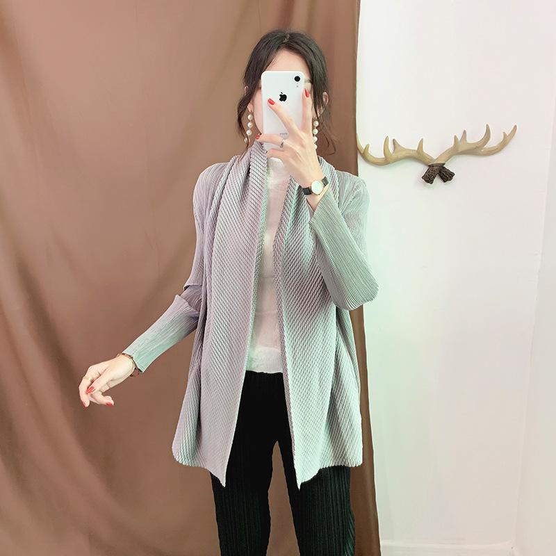 

Plus Size Jacket Women 2020 Autumn Winter New Elastic Miyake Pleated Cardigan Thick Scarf Collar Long Sleeved Solid Colar Coat, Black