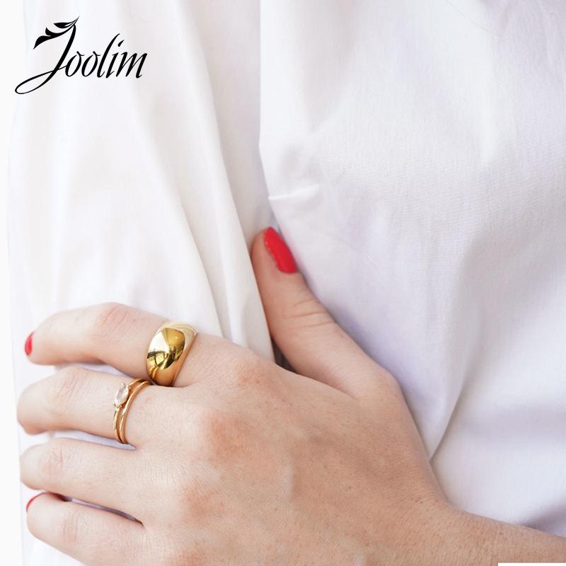 

Joolim High End Shiny Gold Finish Stainless Steel Band Rings 2021 Jewelry