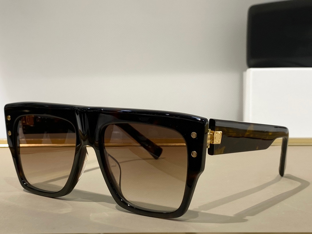 

SUNGLASSES For Unisex 100 Summer Style Anti-Ultraviolet Retro Plate Rectangular Full Frame Fashion Eyeglasses Random Box