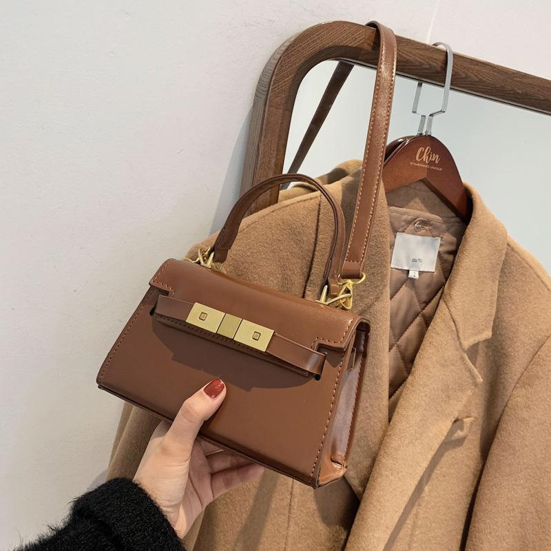 

OLUOLIN Crossbody Bags for Women Purses and Handbags Luxury Designer Solid Color Pu Leather Shoulder Bags Ladies Tote, Black