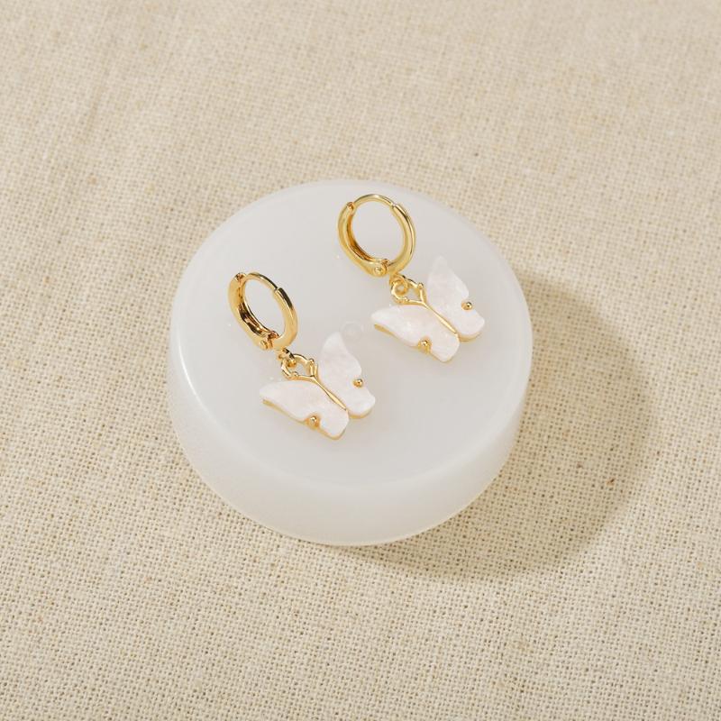 

MESTILO 2021 Cute New Gold Color Rules Geometric Small White Bowknot Animal Resin Drop Earrings For Woman Classic Jewelry Gifts