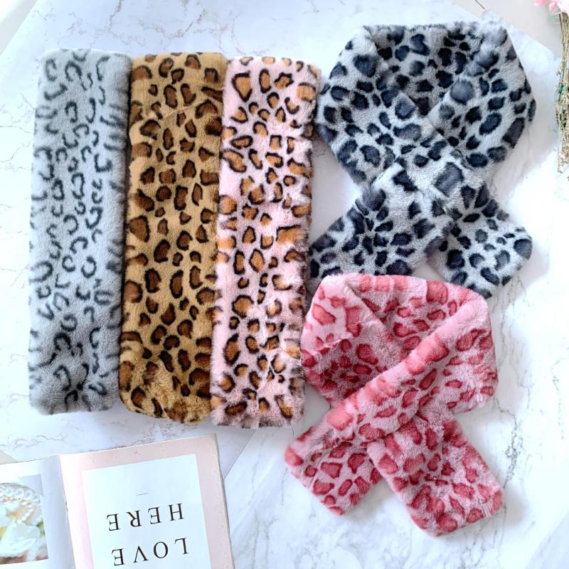 

Autumn and winter new leopard scarf female Rex Fur double face warm cross neck cover