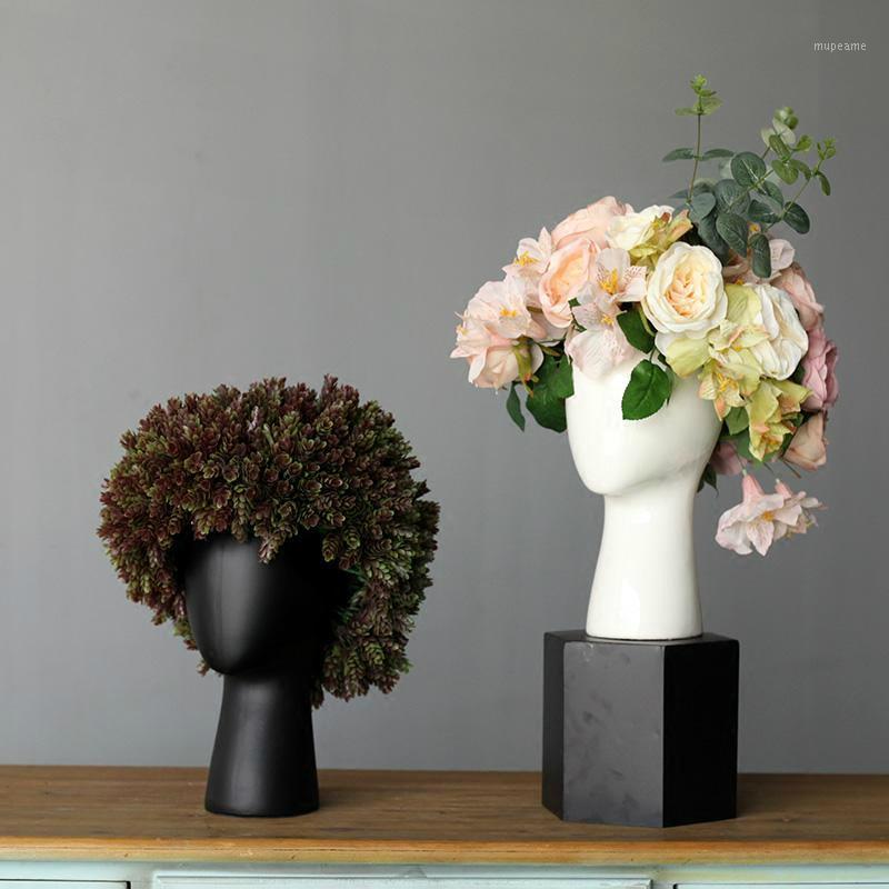 

Creative White Black Vase Ceramic Vase Scandinavian Design Home Wedding Decoration Porcelain Head Shape Vases1
