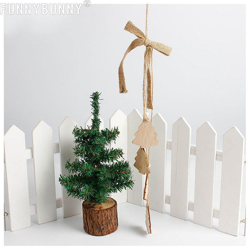 

FUNNYBUNNY 2PCS Cute Wooden Carved Christmas Pendant Christmas Pentagram Tree Ornaments Supplies1