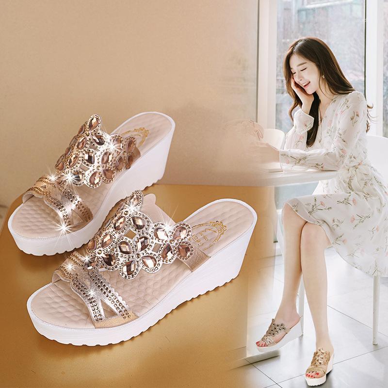 

Large size women's shoes 2020 summer new explosion models wedge rhinestones 34-44 sandals sandals high heels women1, Black