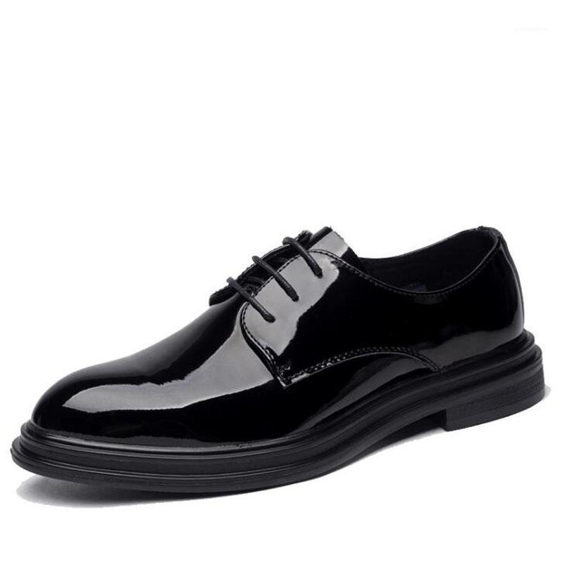 

Men Oxfords Shoes Male Formal Shoes Patent leather Men Brogues Lace-Up Bullock Business Dress1, Bright black