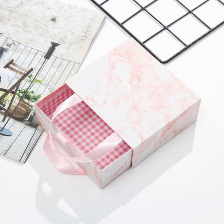 

4PCS Square Marble Gift Boxes Wedding Candy Box Gift Kraft Paper Chocolate Cookies Boxes Girls Gifts bag with handles1