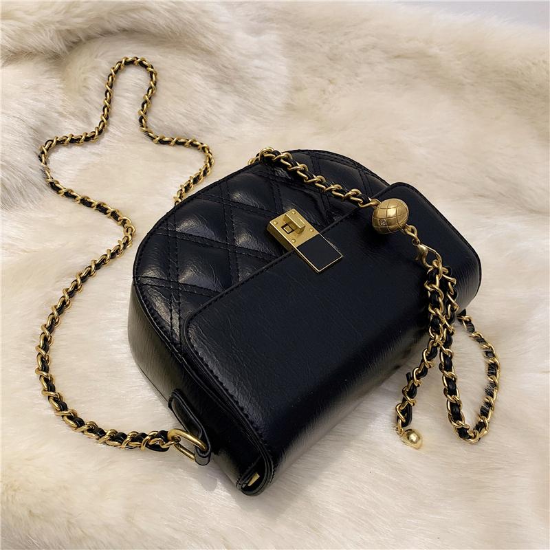 

Saddle 2021 Fashion New female Tote bag Quality PU Leather Women's Designer Handbag Chain Shoulder Messenger bags, Beige