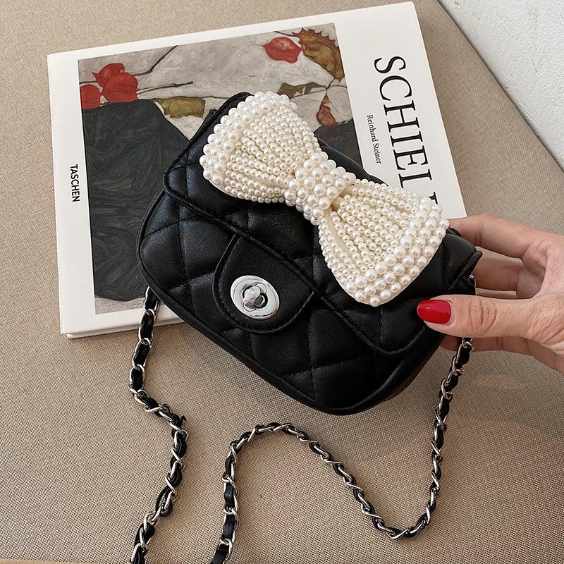 

HOT Diamond Chain Handbags 2021 Autumn/winter New Fashion All-match Pearl Bow Shoulder Bag Messenger Bag Square Width:16.5cm, Black
