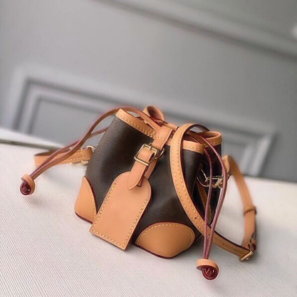 

Designer Drawstring Bucket Bag Genuine leather Fashion Women Mini Purse Shoulder Bags Lady Handbag Presbyopic Shopping Bag Crossbody Bag, Brown flower
