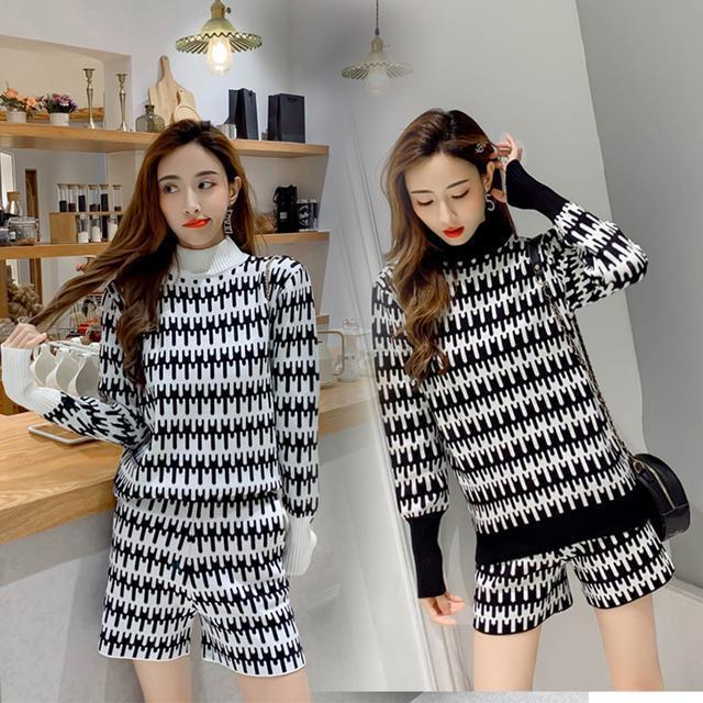 

2021 High quality the Same Little Fashion Suit Perfumed Wind Houndstooth Turtle Neck Knits Fashionable Shorts of Two Pieces CQY2, White