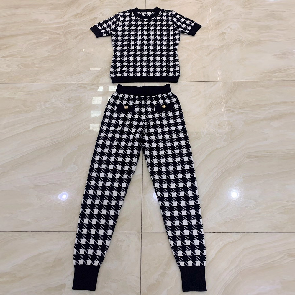 

2021 The New Black and White Straddle Trellises Short Sleeve Set Two New Pieces Female Arrivals 2 Piece Assembly Clothing Party Kng7, Beige