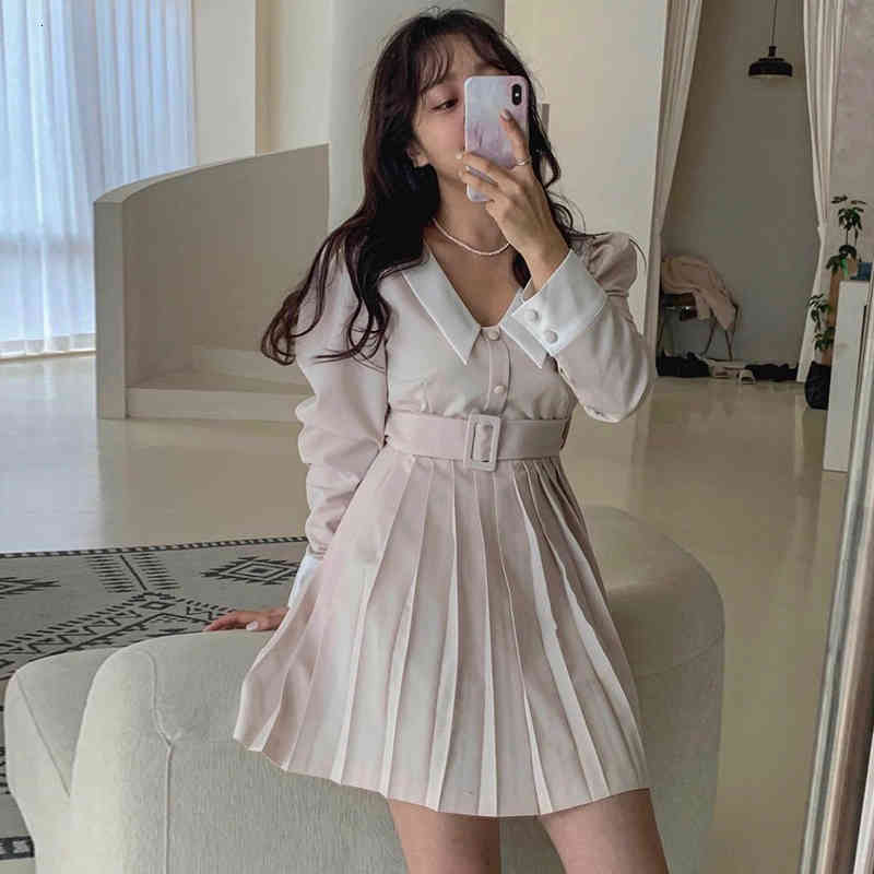 

Chic Sweet Dress Woman Spring Retro Temperament Lapel Contrast Color Stitching Button Lace Waist Pleated Dress, Black;gray