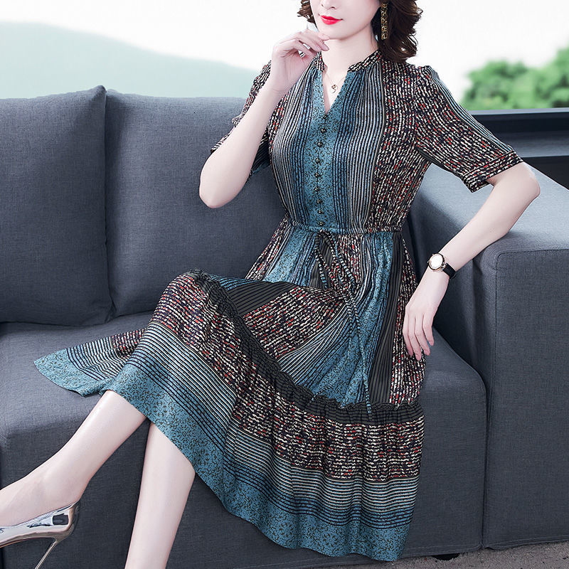

2021-summer New Medium-length Dress Silk Casual Women Dressed of Large Female Size Medium-aged Short Sleeve R910 618b, Green