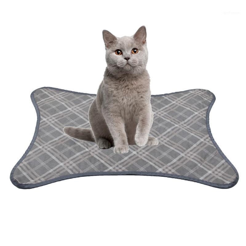 

Cat and dog urine pad fixed point training dog pet toilet pad waterproof washable toilet thickened urine1